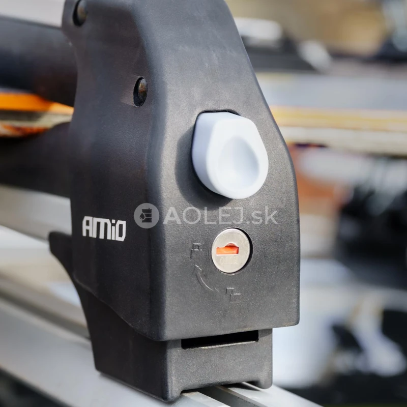 Stre&scaron;n&yacute; nosič na lyže / snowboard 760mm SSR-01L