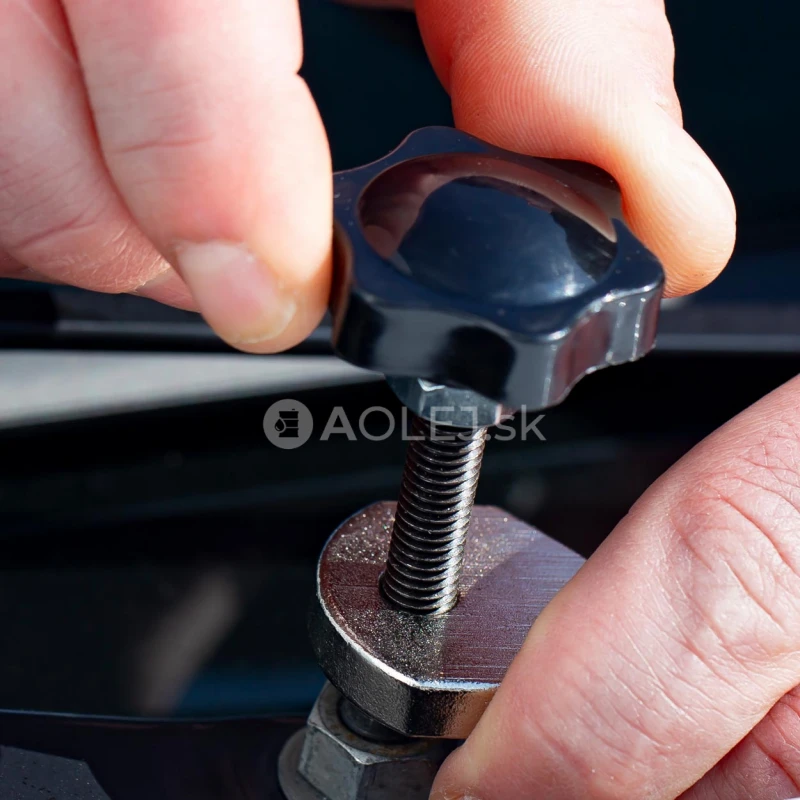 Sťahov&aacute;k na ramen&aacute; stierača