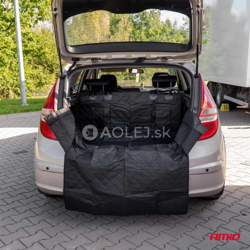 Chránič kufra auta pre psa