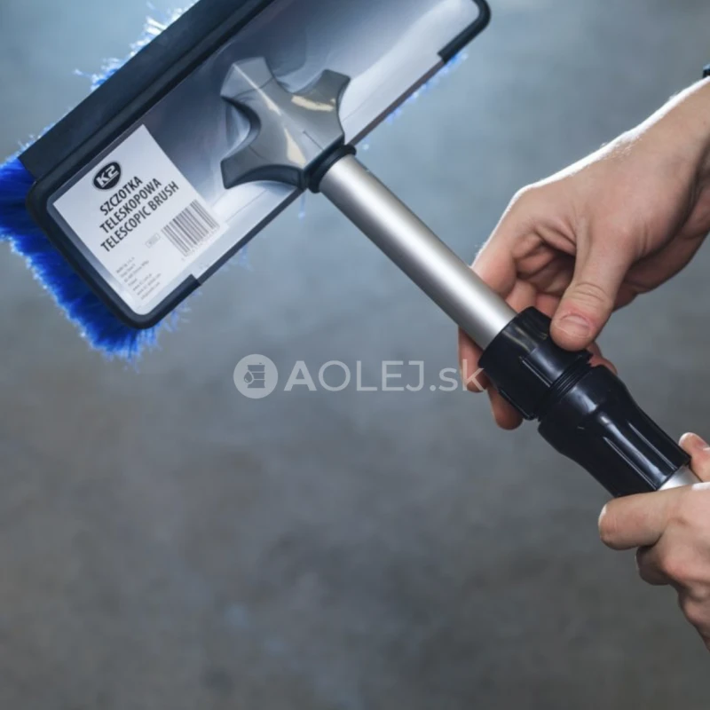 K2 Telescopic Brush - teleskopick&aacute; prietokov&aacute; kefa