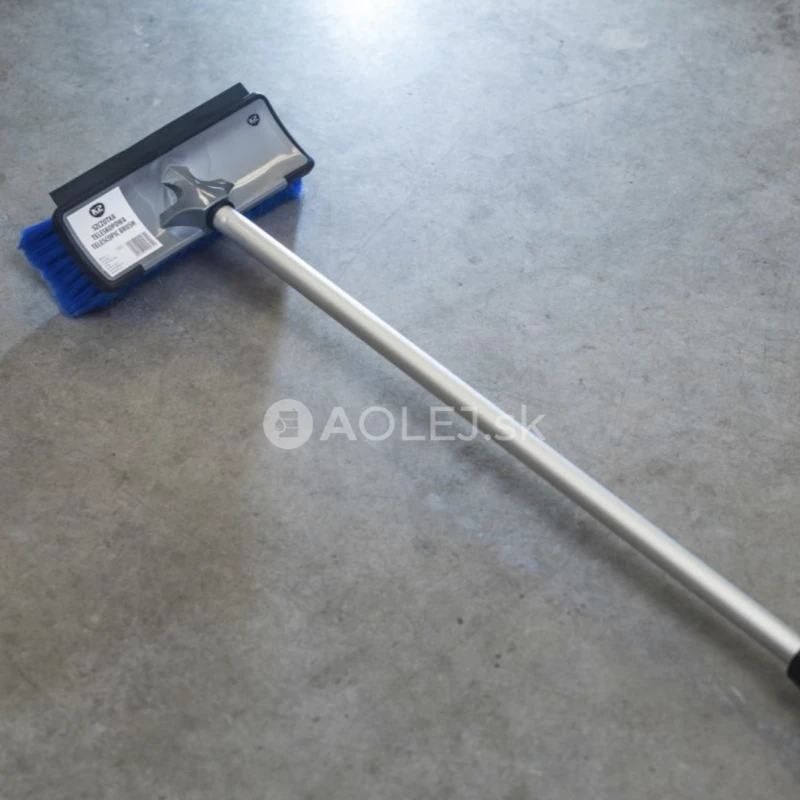 K2 Telescopic Brush - teleskopick&aacute; prietokov&aacute; kefa