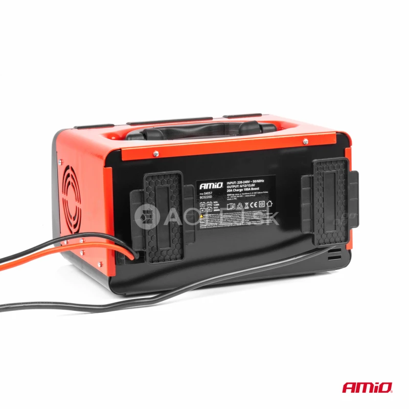 Nab&iacute;jačka bat&eacute;ri&iacute; 20A 6V 12V AMIO-04057