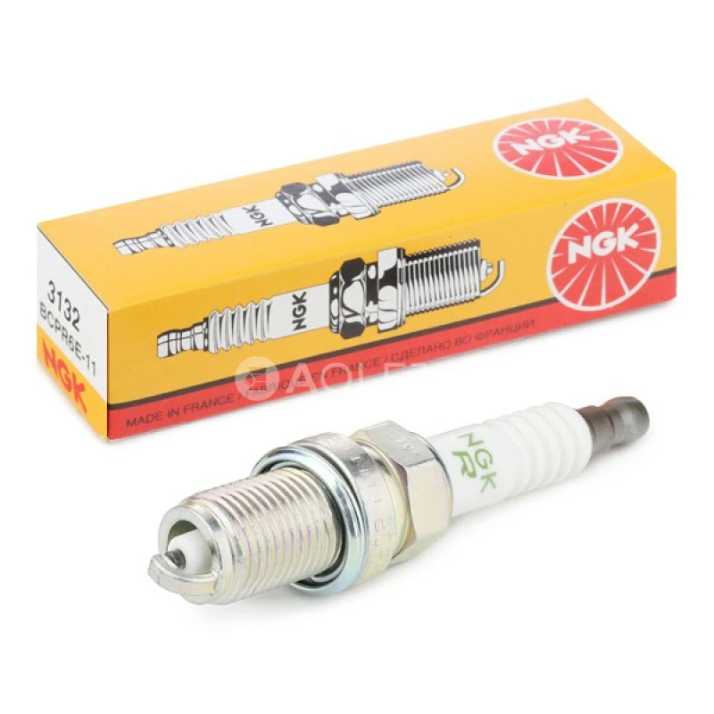 NGK 3132 Zapaľovacia sviečka BCPR6E-11