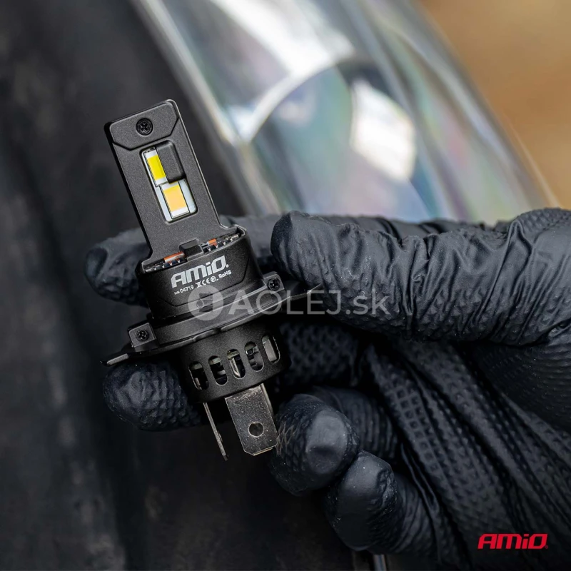 LED žiarovky hlavn&eacute;ho svietenia S&eacute;ria F25 PRO BLACK FULL CANBUS H4 H19 70W 12V 24V AMIO-04719