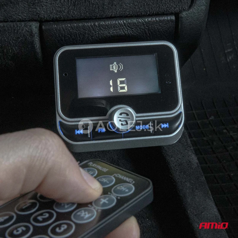 FM transmitter 2&times;USB-A 12/24V AMiO-04657