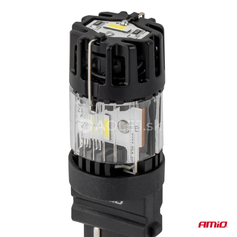LED žiarovka LumiTec 3157 P27/7W 12V FULL CANBUS biela 1ks AMiO-04691