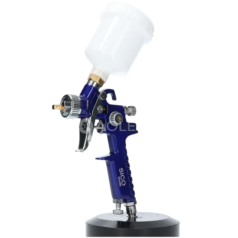 Striekacia pi&scaron;toľ mal&aacute; s tryskou 1,2mm