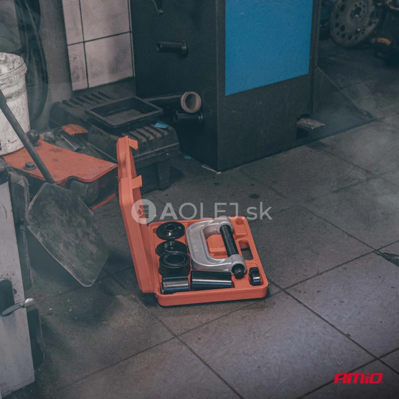 S&uacute;prava lisu na guľov&eacute; čapy AMiO-04766