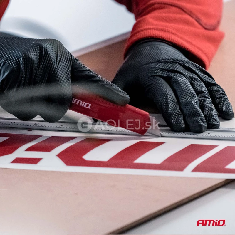 Sada univerz&aacute;lnych odlamovac&iacute;ch nožov 100x18x0,5mm 10ks AMiO-04807
