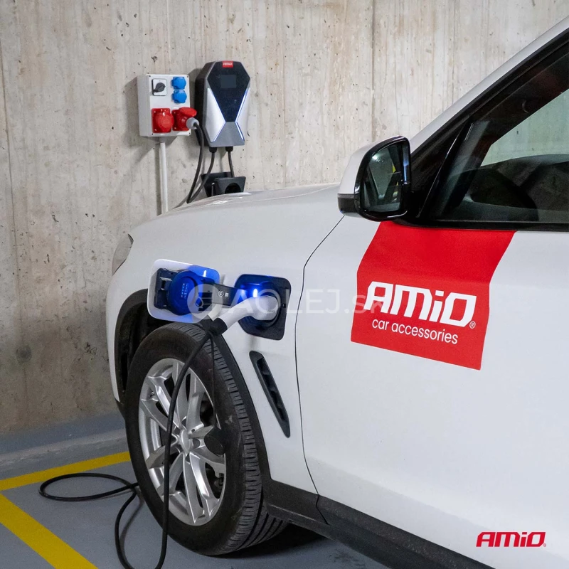 Trojfázová nástenná nabíjačka pre elektrické vozidlá 22kW 32A 400V AMiO-04843