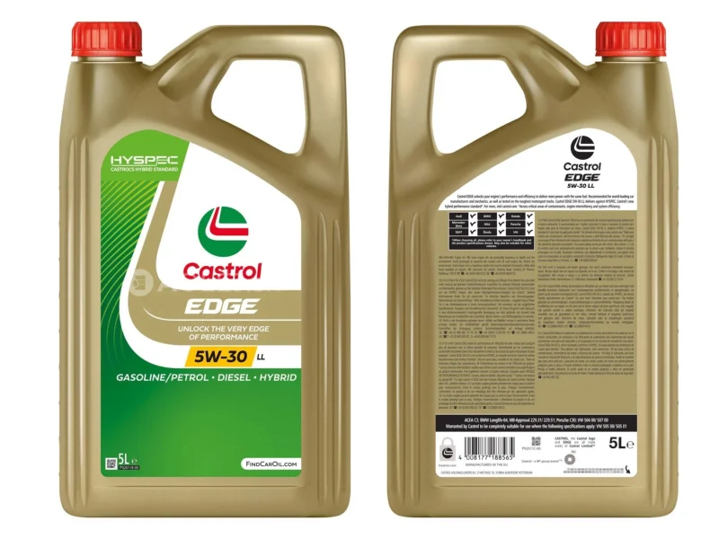 Fľaša motorového oleja Castrol EDGE 5W-30 LL na bielom pozadí
