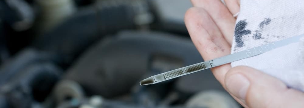 kontrola hladiny motorového oleja